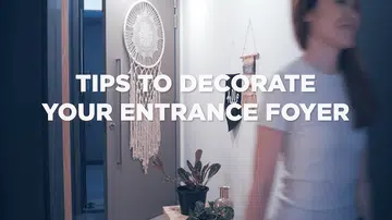 102748-tips-decorate-your-entrance-foyer