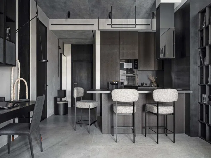 To visually expand the space, Svetlana went for large format tiles such as these three- metre wide porcelain floor tiles.