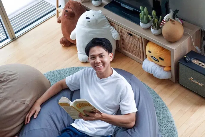 Aloysius Chay, co-founder of Hydragun, boasts several achievements under his belt, including being an ex-professional poker player, an online retail expert as well as a bio-hacking and productivity enthusiast. 