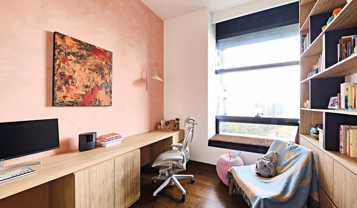 Alex, Clara and Barbara picked one of the colours in the painting and painted the back wall a similar shade. Lime wash paint was used to give the wall some depth and texture.