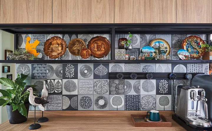 House Tour: Three-room Margaret Drive BTO with sprawling Bukit Timah & Johor Bahru views (Photo Veronica Tay, Art direction Nonie Chen)