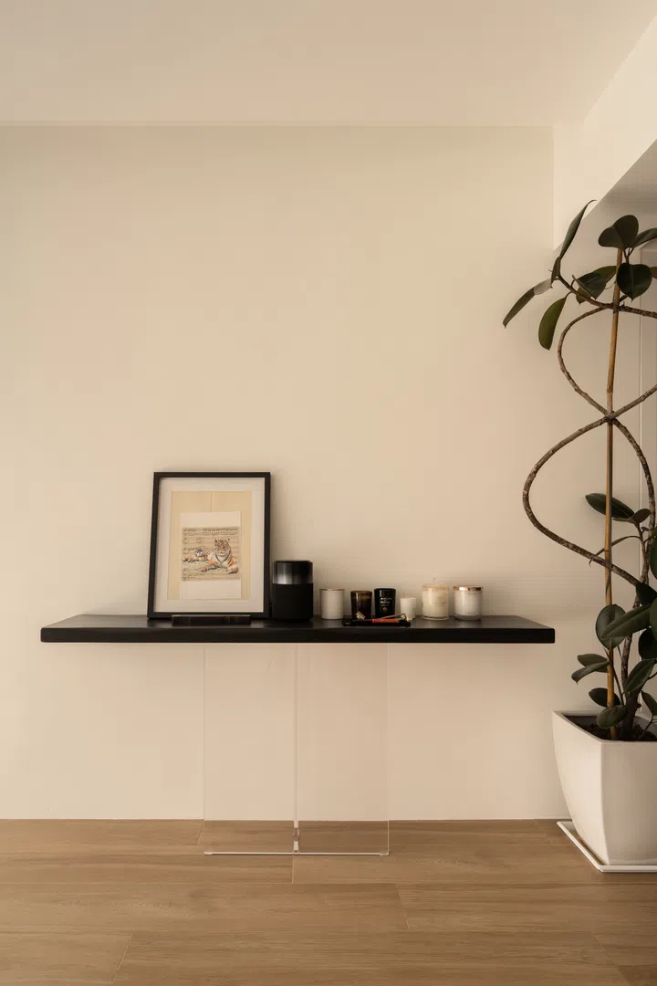 Soft, clean spaces. Images by LARC. 