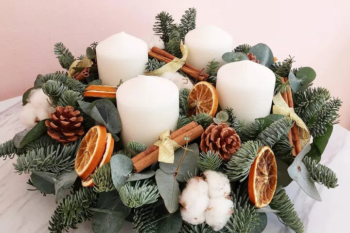 Fleuriste Christmas Candle Ring (Premium)