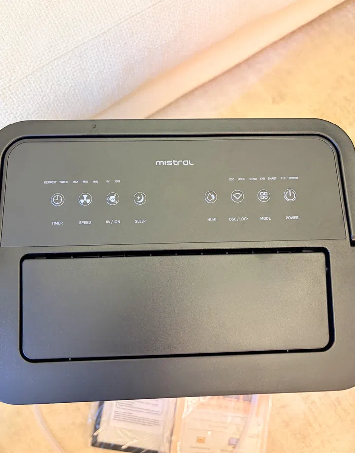 Top-down view of the control panel on the Mistral ÉlanPure 5-in-1 Smart Dehumidifier & Air Purifier (product code number MDH1603DW).