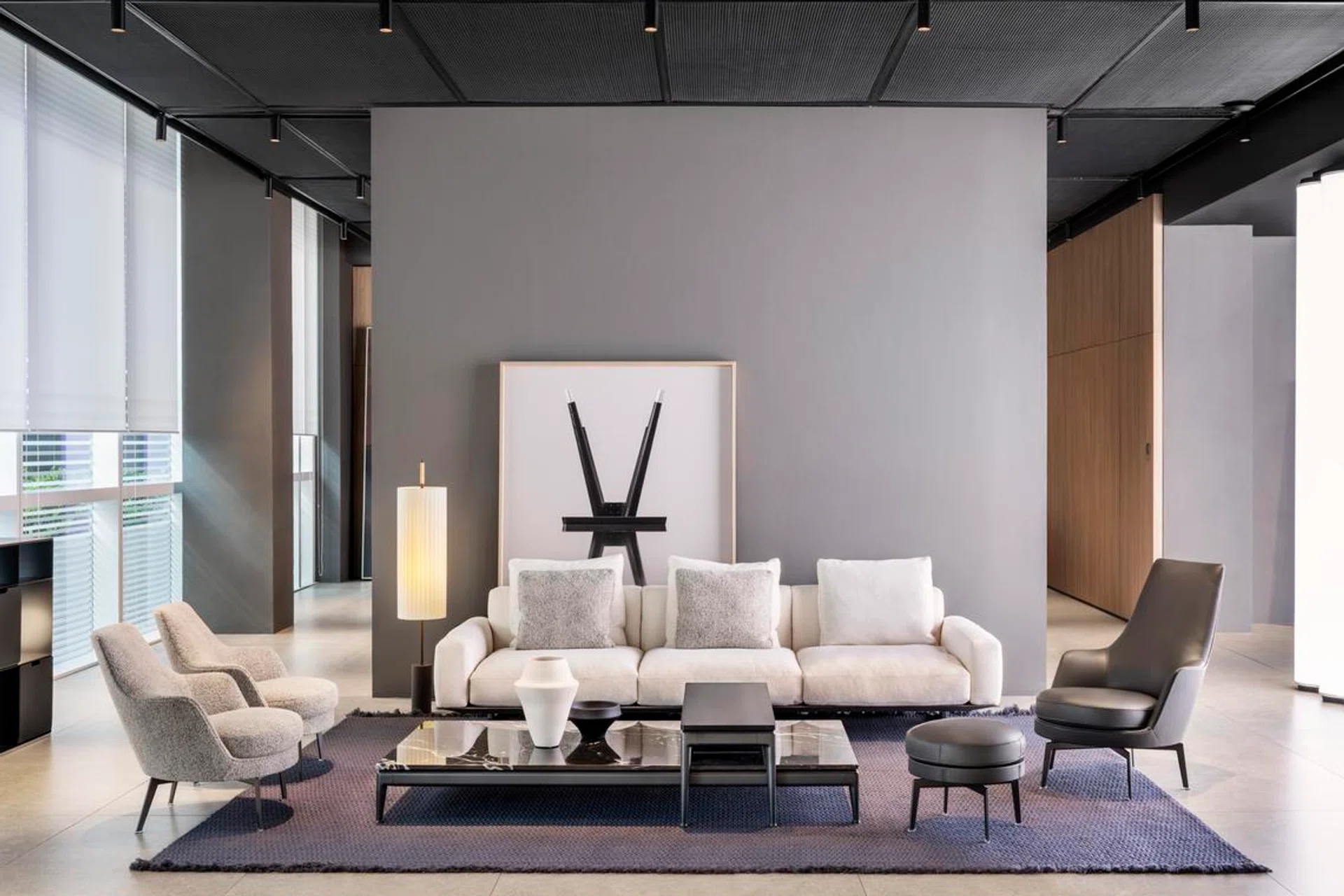 Rosso Italia Flexform Experience Living Centre - Flexform Guscioalto & Guscio(Armchair), Pico (Table) FeelGood (Ottoman) Softdream (Sofa)