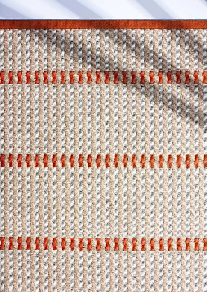 The Supertextures collection combines materials and weave structures to create unusual textures.