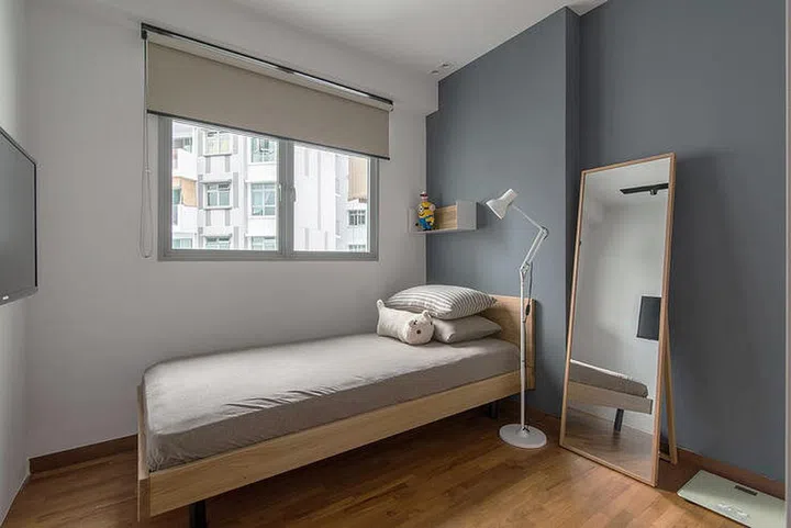 bedroom, grey walls