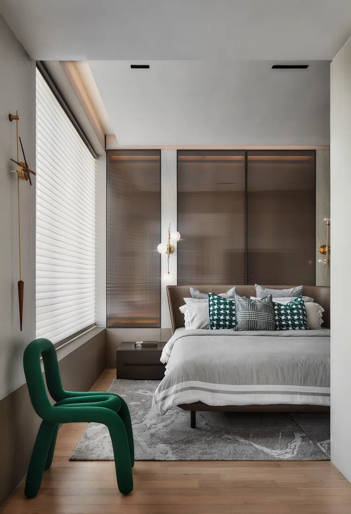 The teenage son’s bedroom exudes a more masculine feel.