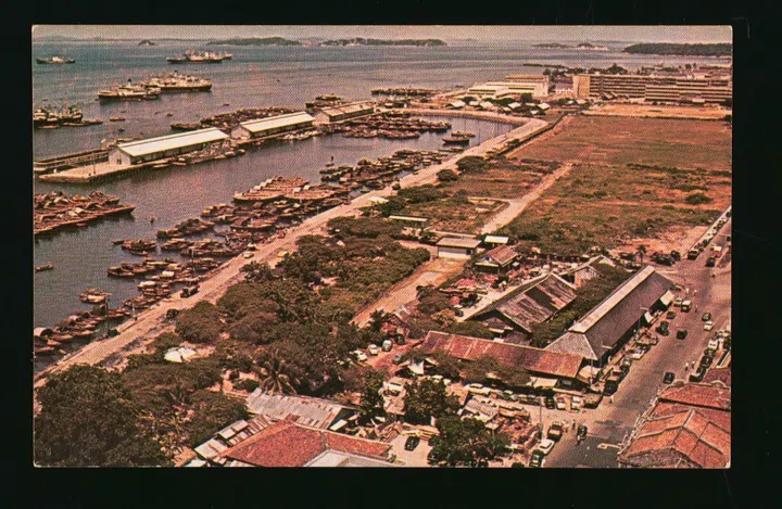 An aerial view of the Telok Ayer Basin and Raffles Way in the 1960s. (Image from the National Museum of Singapore)