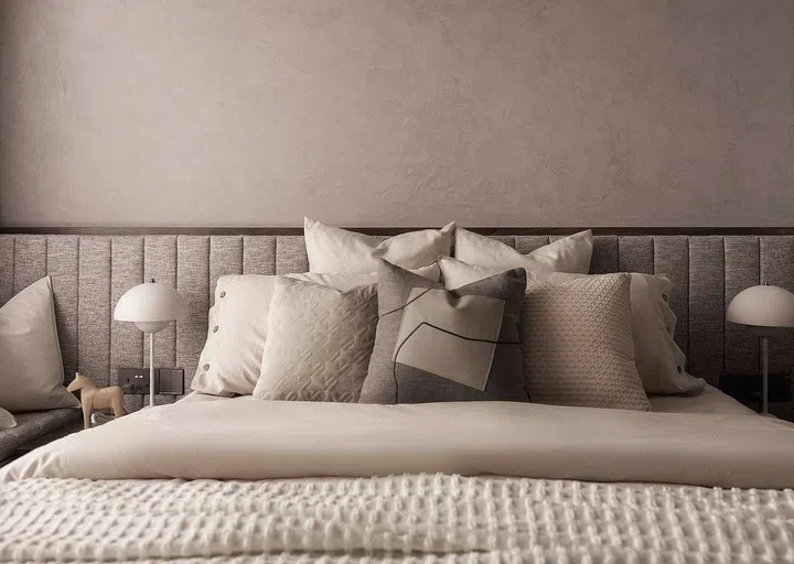 House Tour: Natural neutrals three-room Condo in Siglap brimming with serenity