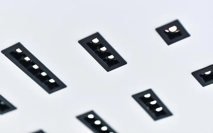 Sol Luminaire AEON Line Mini 2020