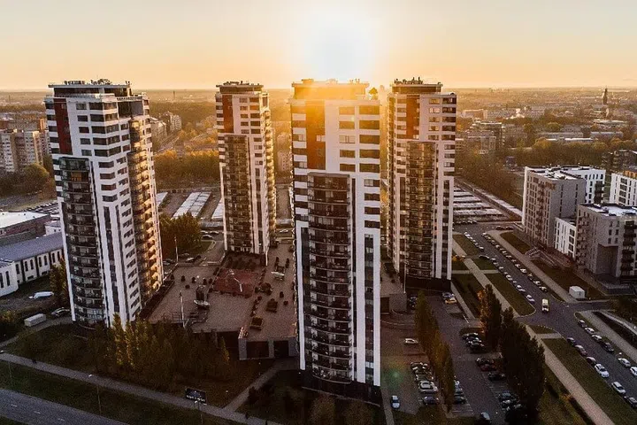 45% of Homeowners with Both HDB and Private Properties Chose To Rent Out Their HDBs (Photo Pexels Aleksejs Bergmanis)