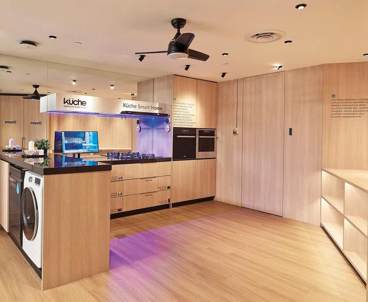 Smart kitchen setup in City Energy's showroom in Plaza Singapura.