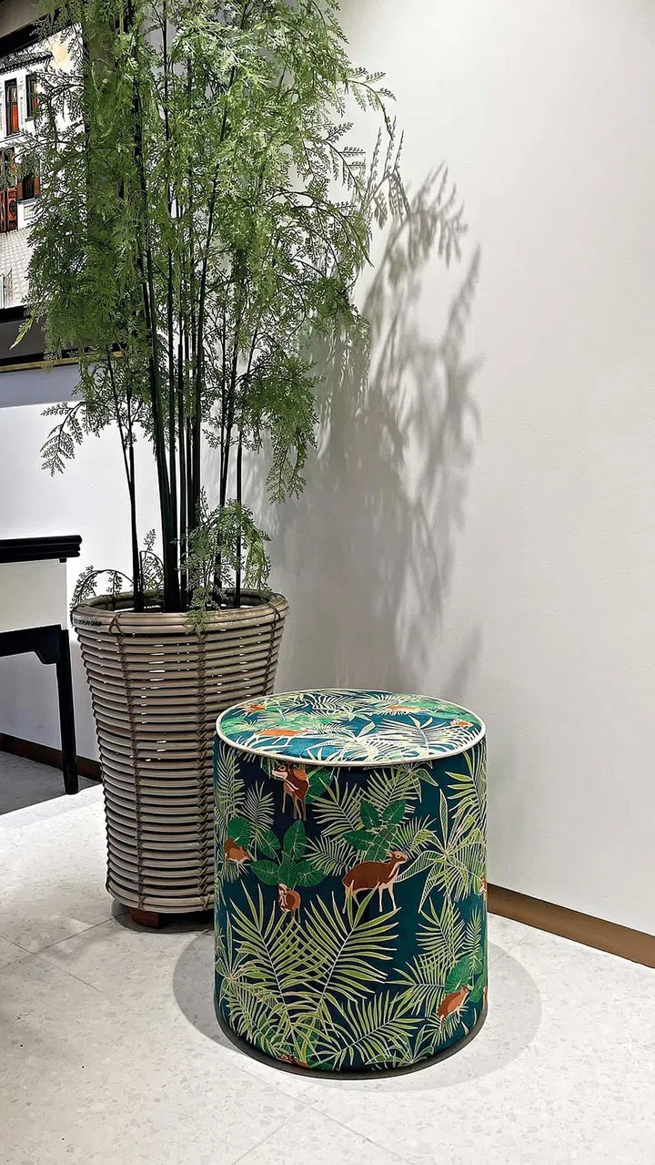 Scene Shang’s Paramour screen featuring Binary Style’s Nutmeg print velvet.