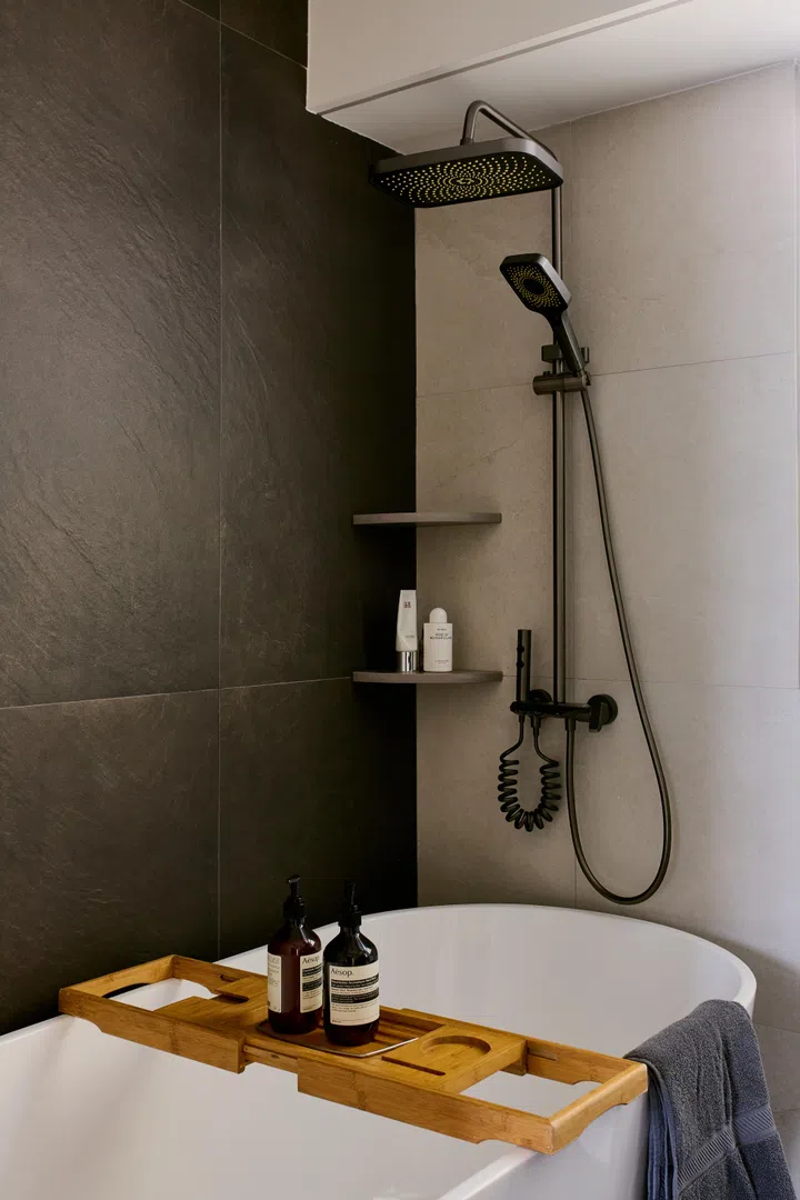 Freestanding bathtub in a 5-room HDB BTO in Woodlands.