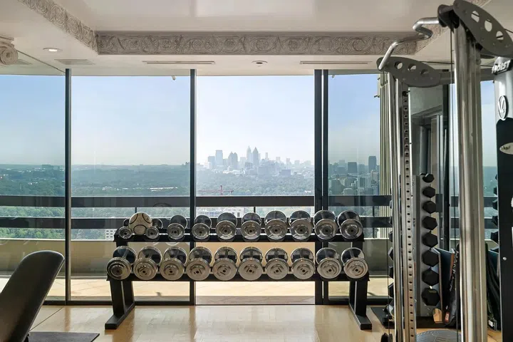 Even the gym is pure style.