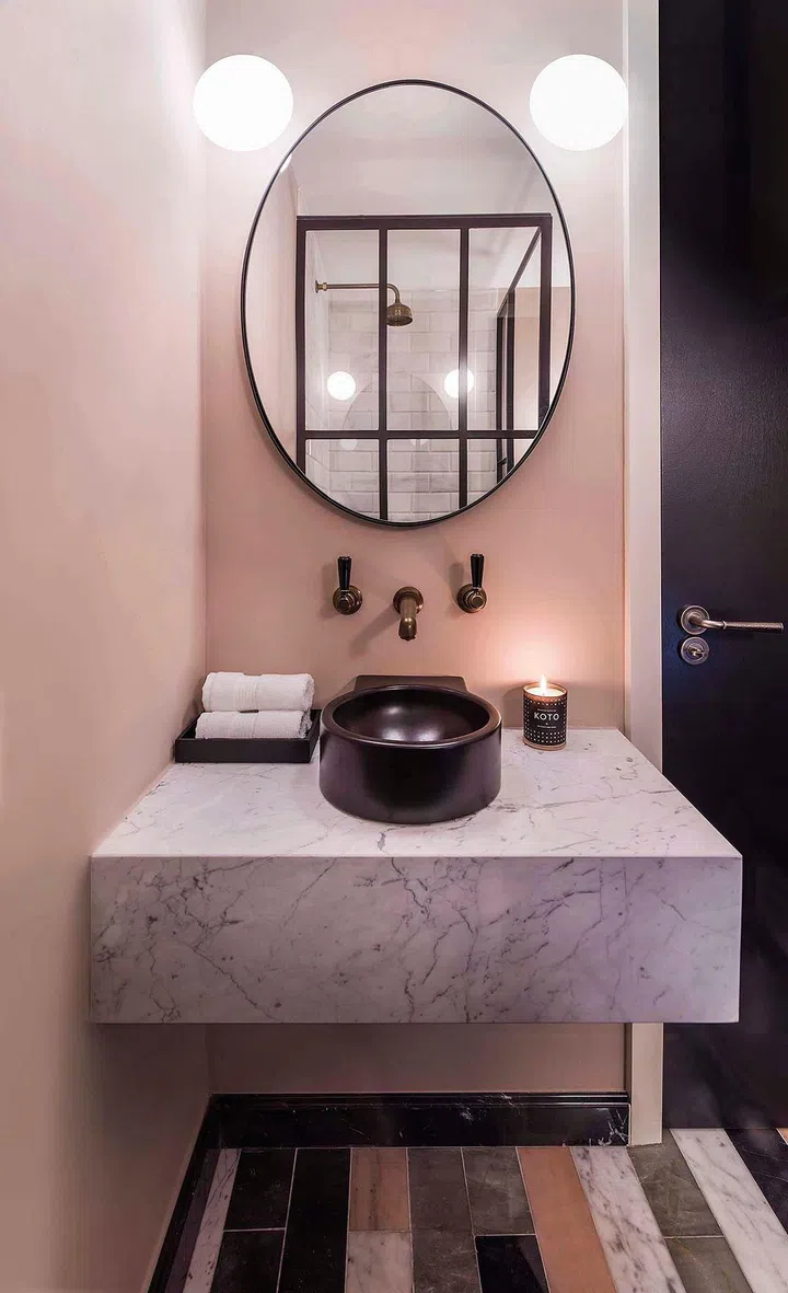 House Tour: Vibrant, contemporary apartment in the heart of Notting Hill, London (Photos Elnaz Namaki)