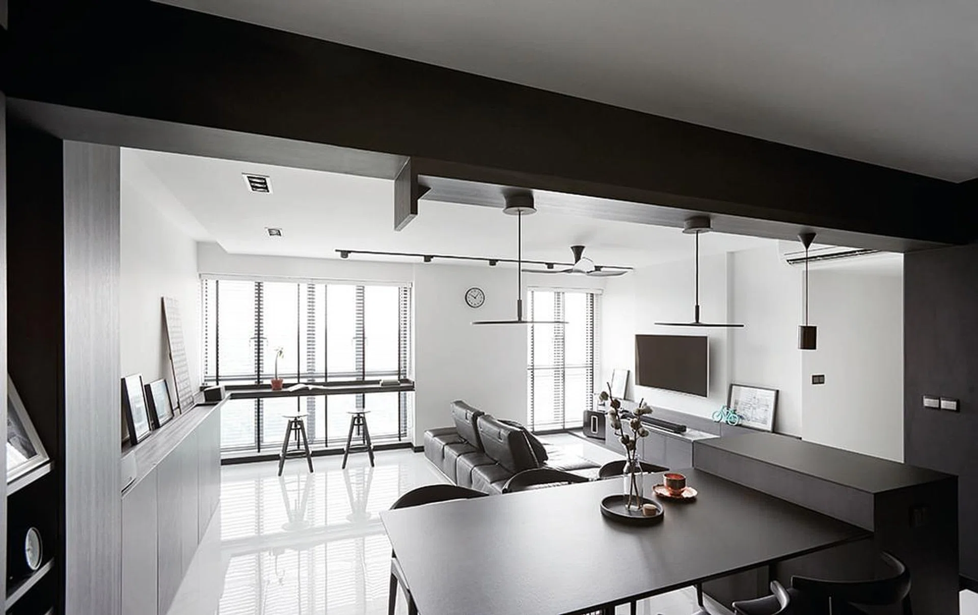 A black and white monochromatic five-room HDB BTO flat at Dawson Skyterrace 