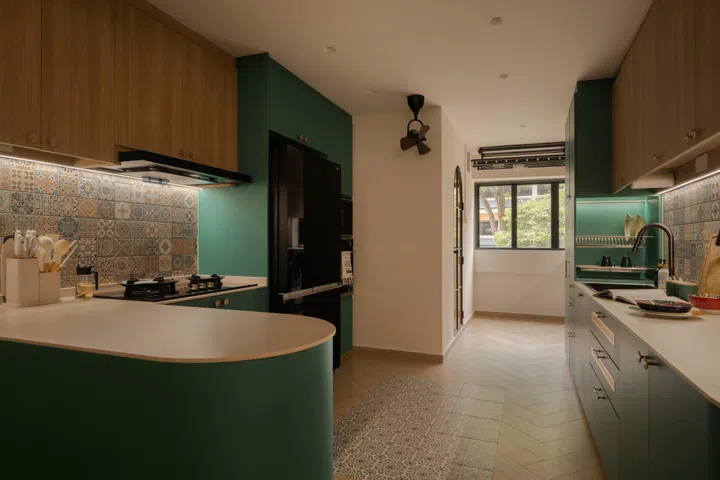 The patterned floor tiles create the illusion of a woven carpet—an unexpected detail Amir chose on his own that perfectly captured the Moroccan look Ayu had envisioned.