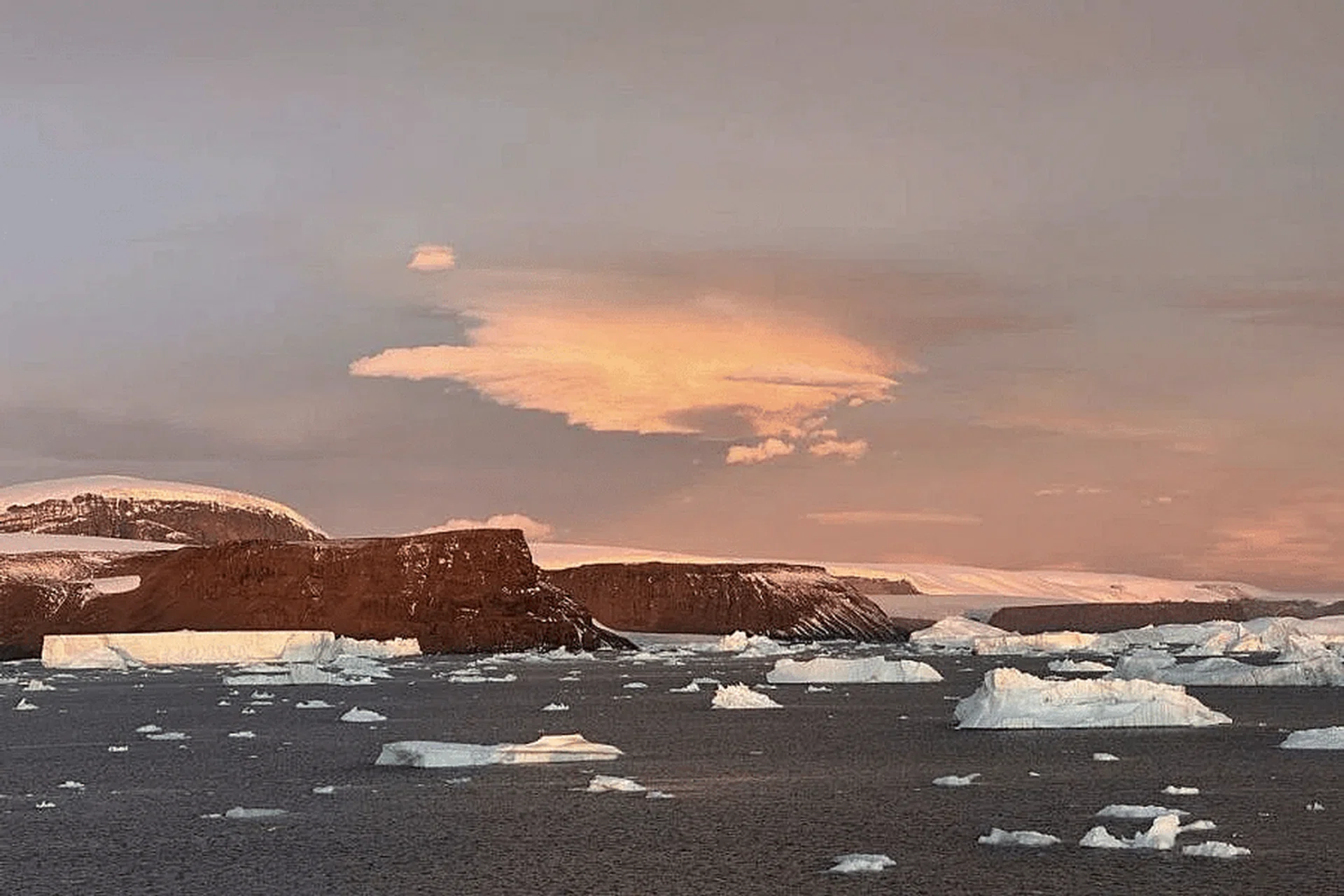 Majestic sunsets add allure to wintry seascapes of the Antarctic. PHOTO: KENNY WONG