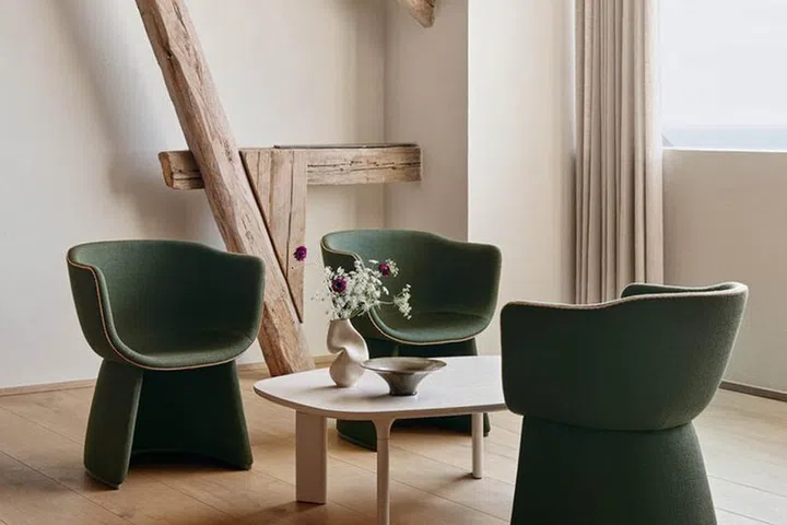 Fritz Hansen Monolit Lounge Chairs