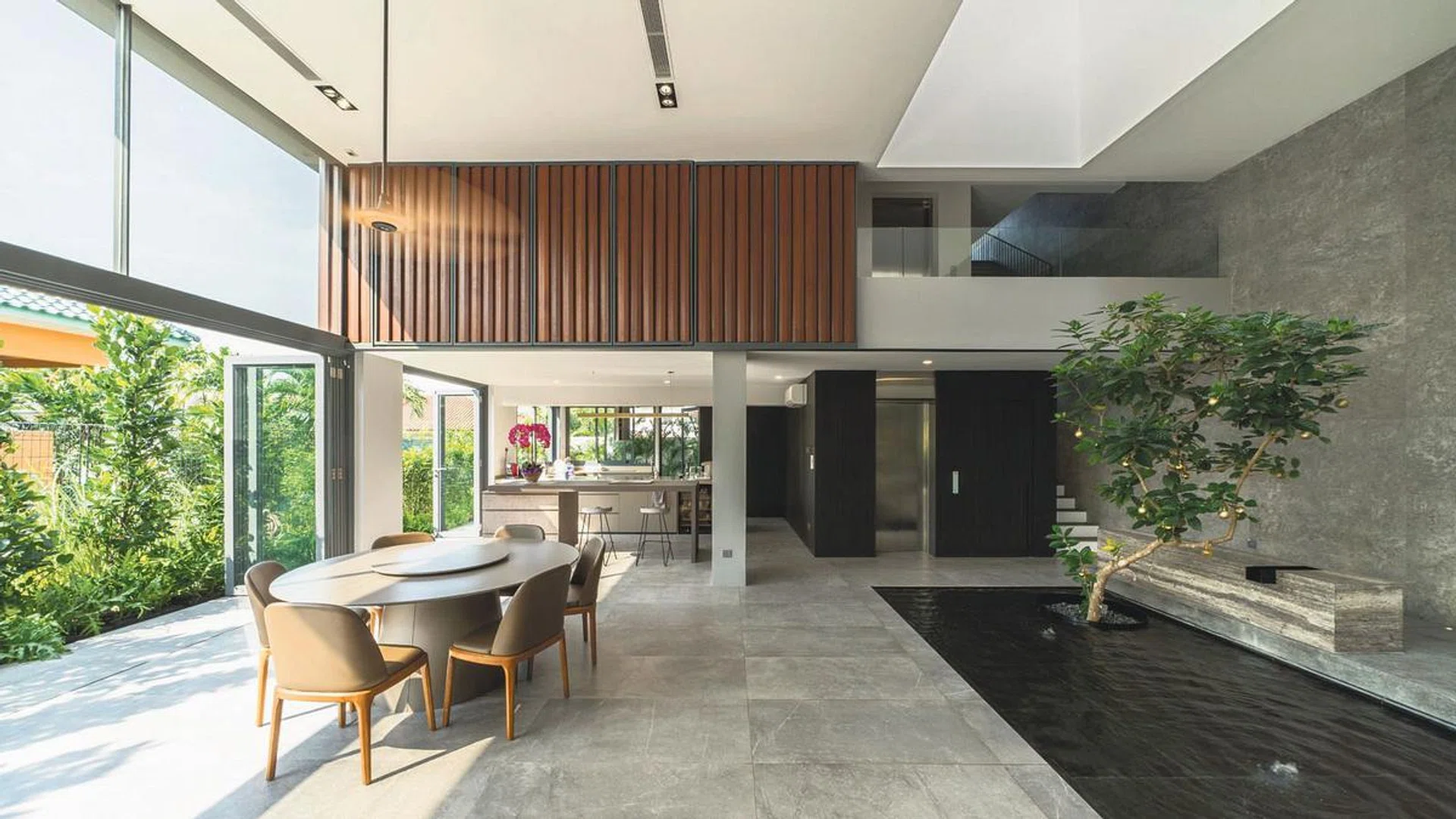 105954-freight_architects_braddell1