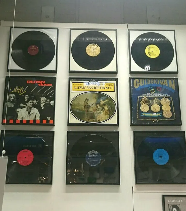 Ikea store, records, picture frame