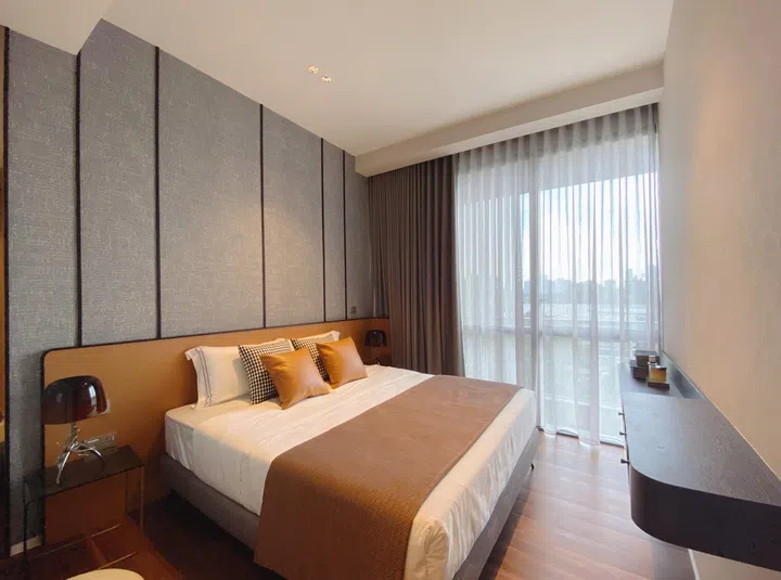 Using multiple window treatments together helps balance glare control, privacy, and overall comfort.