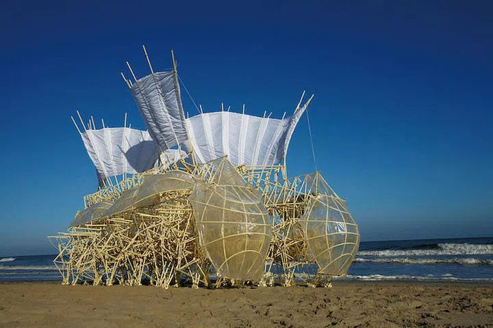 Theo Jansen’s world-renowned Strandbeests land in Singapore