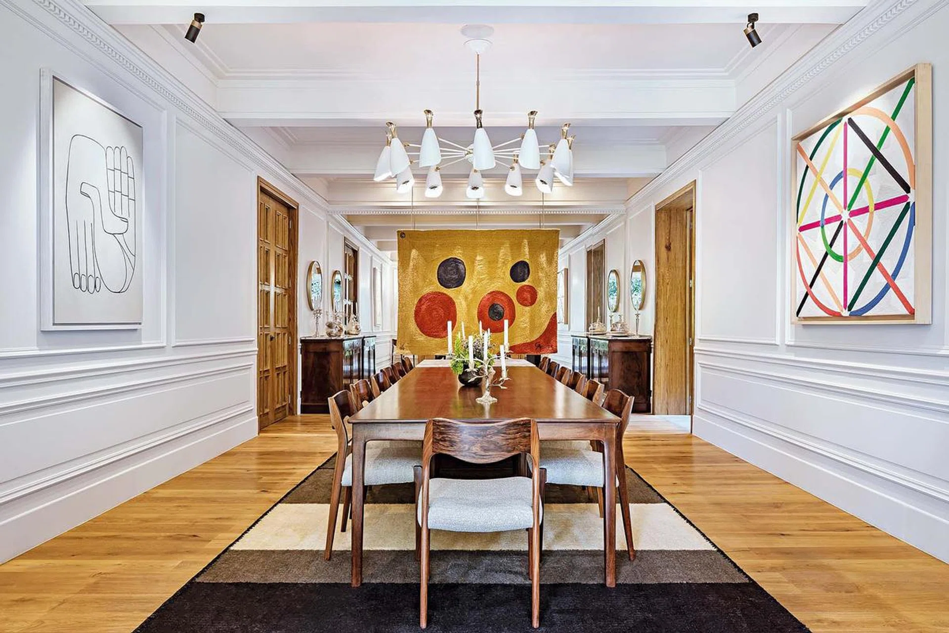 This Mexico city home spreads over 1,100 sqm.