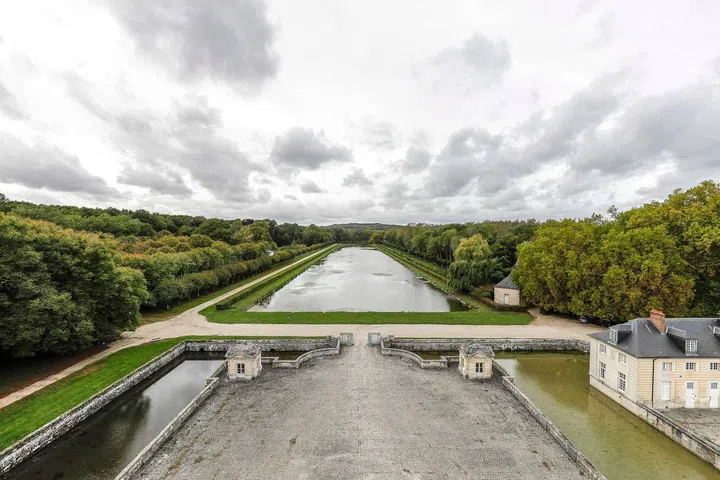 House Tour: This French Castle That Inspired Pablo Picasso Sold For $52 Million (Photo courtesy Engels & Volkers)