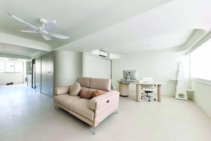 Living room in a 3-room resale HDB flat at Telok Blangah Crescent.