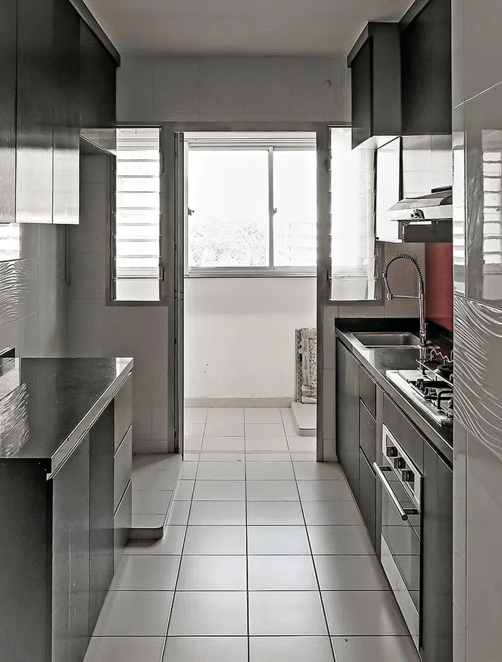 The kitchen before the renovation had more kitchen appliances.