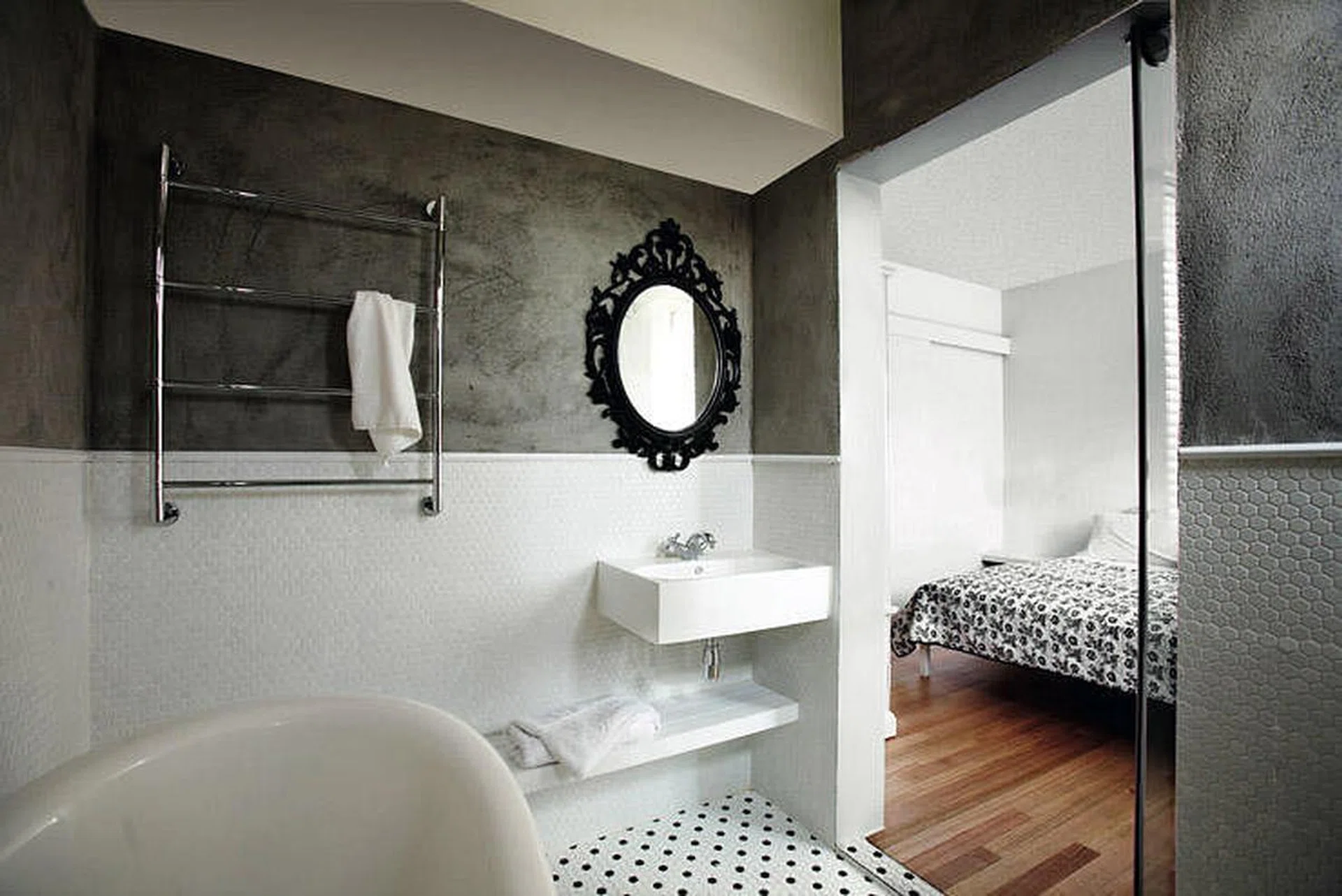enhance_mirror_6