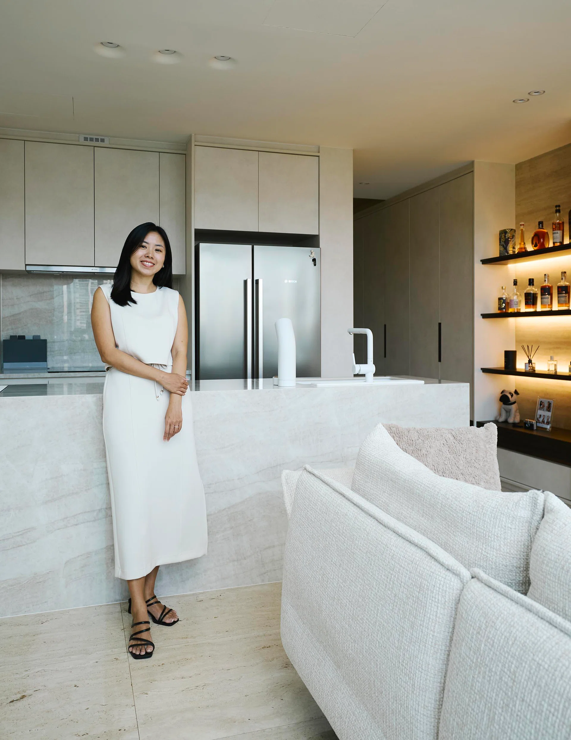Homeowner Sarah brings warmth and personality to a space that reflects her and Gregory’s shared love for elegant simplicity and laidback entertaining.