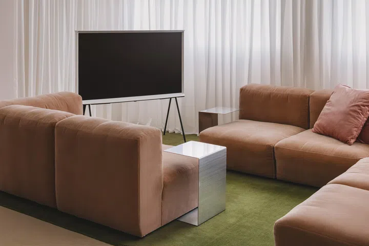 ‘Mags Soft Sofa is designed with rounded edges and soft cushions to create a more relaxed silhouette, featuring deep seats that provide an open, welcoming space with optimal comfort.’ Source: Hay.com  