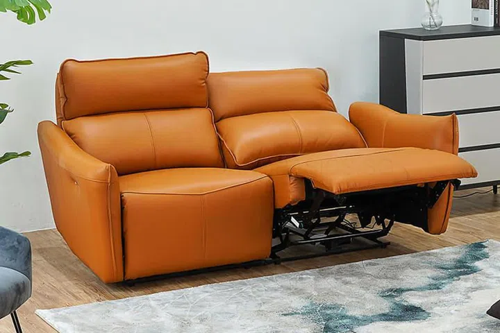 Bed and Basics Bush Top Grain Leather Electric Recliner Sofa ($899)