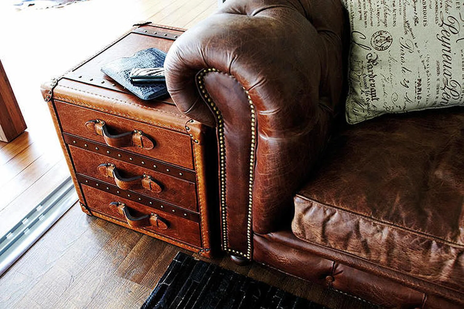 15901-linear-space-concepts-photo-2-11