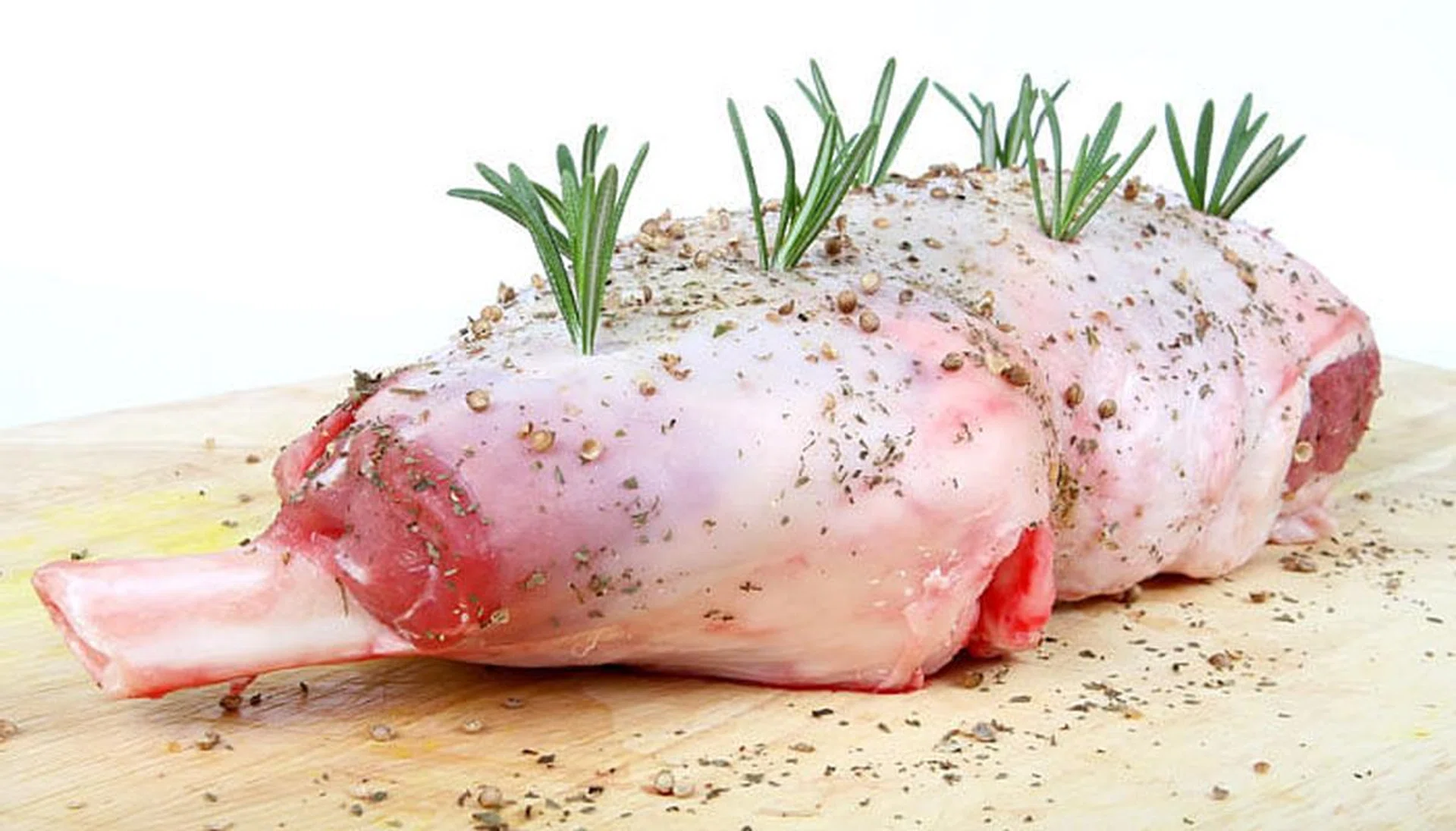 Kitchen tips: How to handle raw meat and prevent cross-contamination