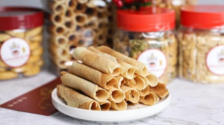 Chinese new year Love Letter rolls. Photo from CNY Cookies SG