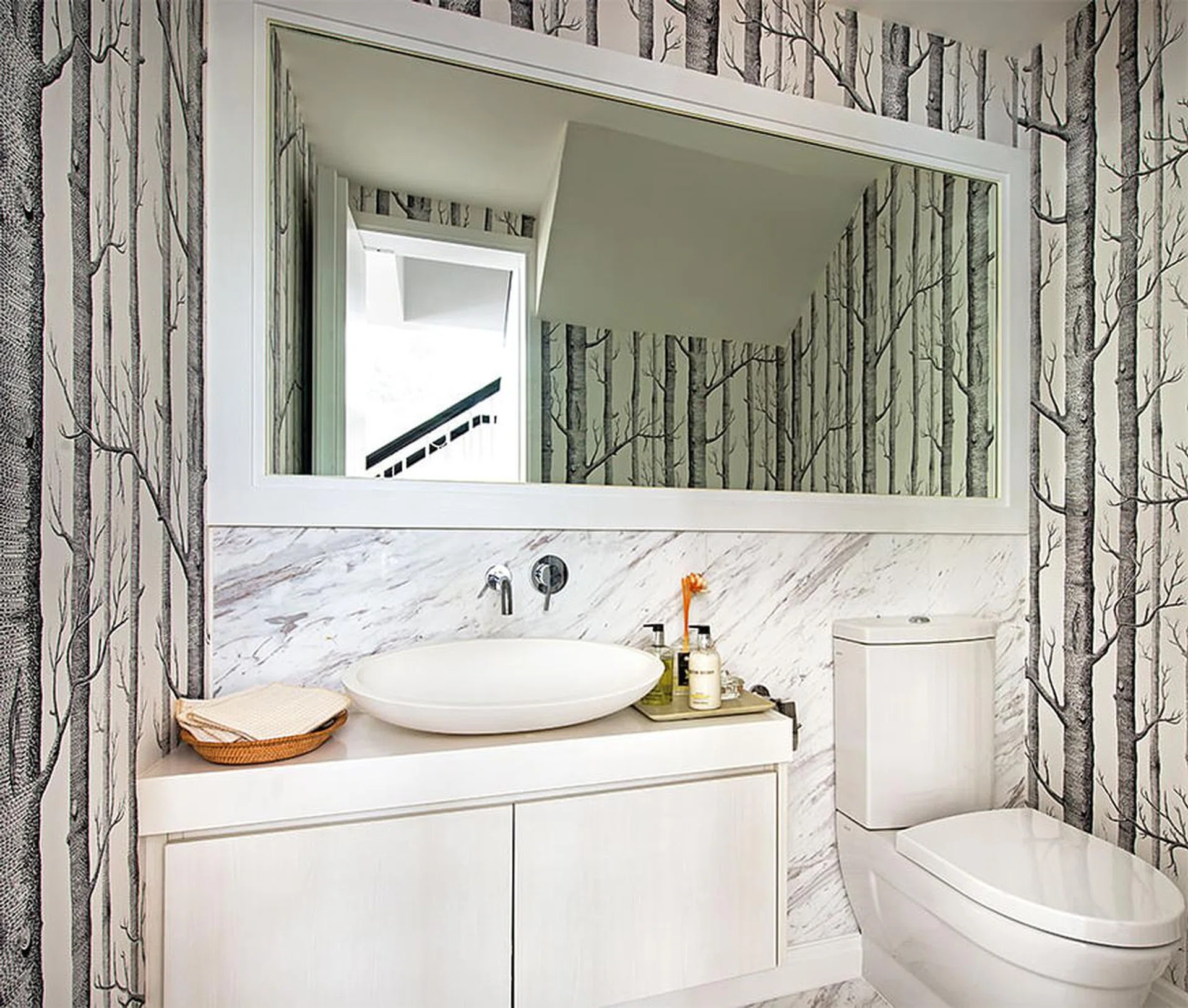 wallpaper, bathroom,