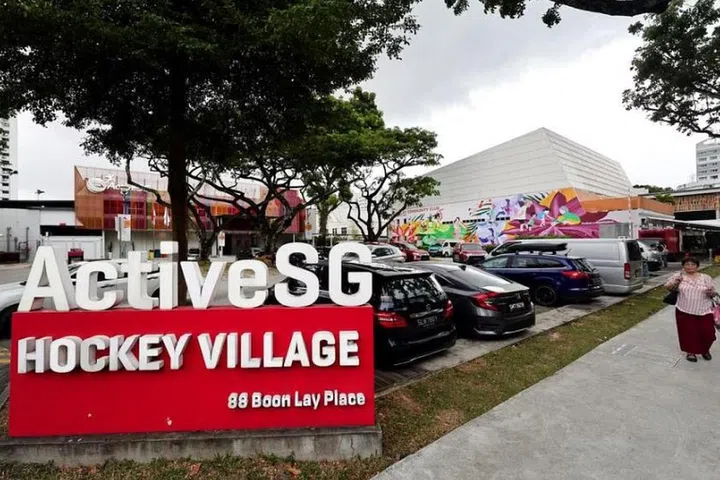 More sheltered linkways are slated to be built in the Boon Lay Place area.