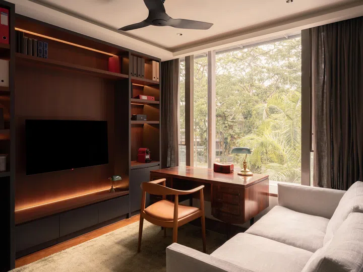 A sense of calm permeates the house.