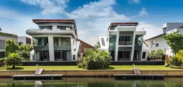64764-yachthouse-1