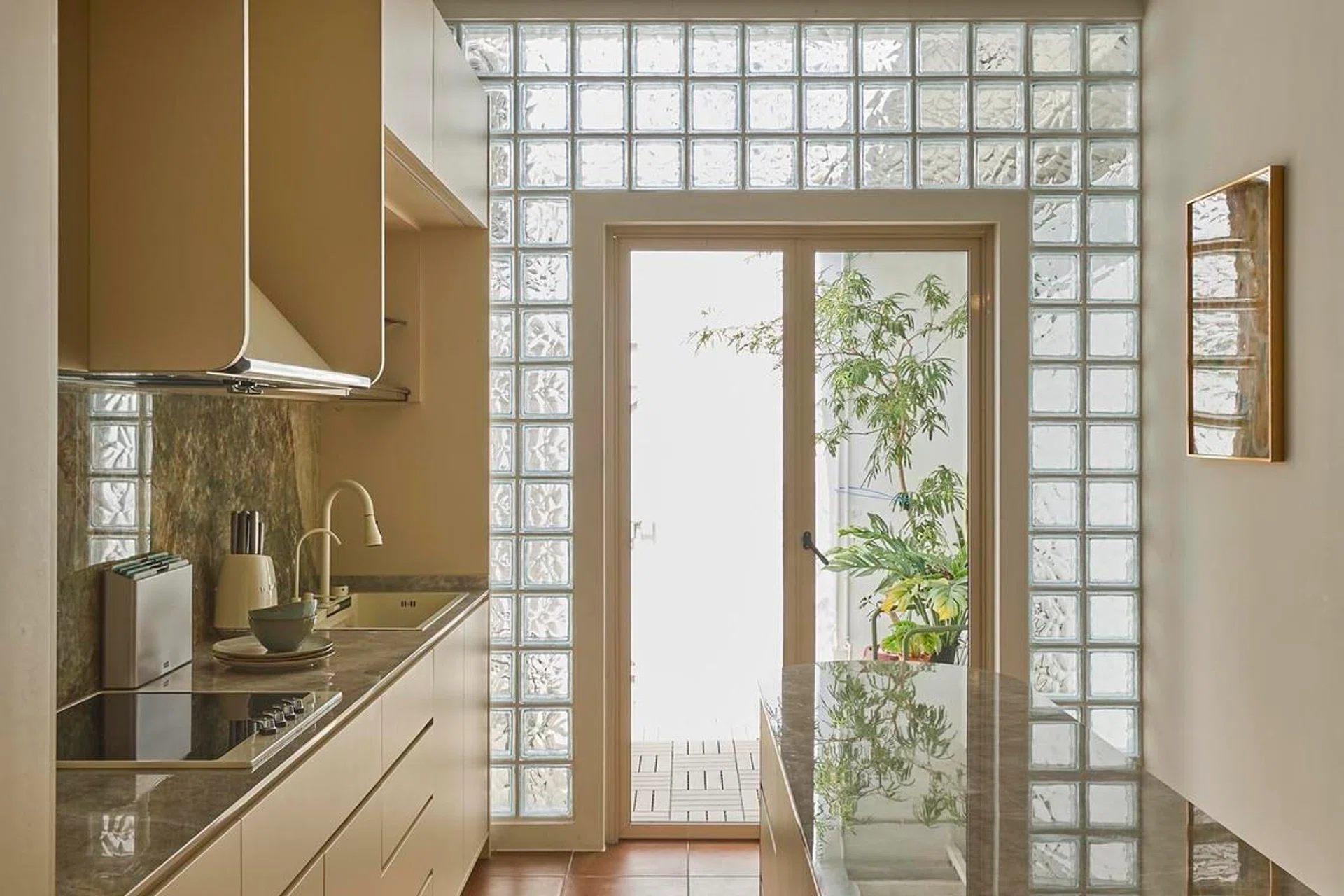 A couple in their late 30s, their two young daughters, and their Samoyed–Spitz mix, Friday, lives in a strata-landed home in Shrewsbury Road, designed by Jake Lee, Persqft. (1,800 sq ft design scope)