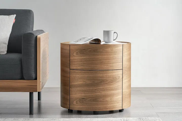 Round wood end table