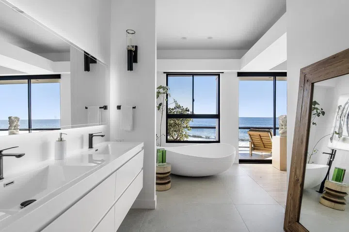 House Tour: Steve McQueen's $16.9 Million Malibu Beach Home