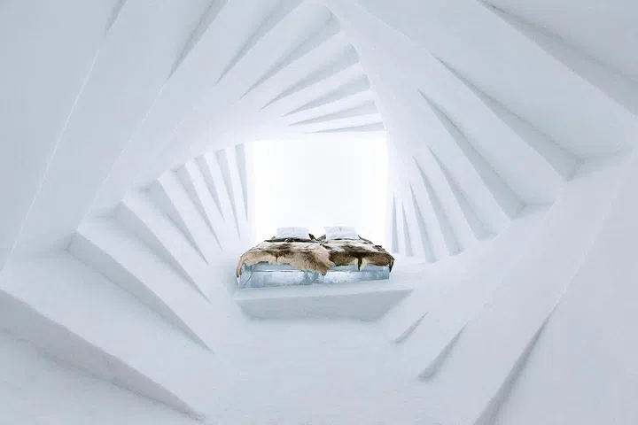 ART &amp; DESIGN book 2015, ICEHOTEL, iCelebrate25, Suite 301, "7,5 Rø" design by Wolfgang A. Luchow, Sebastian Scheller, Anja Killan