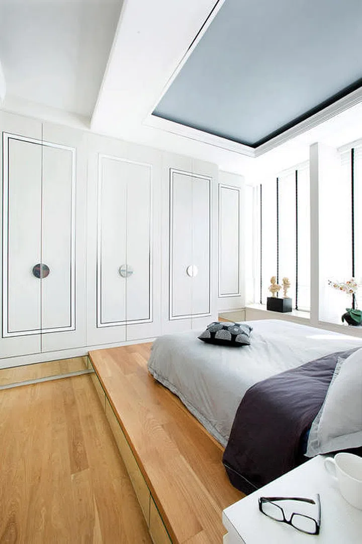 spare bedroom walk-in wardrobe