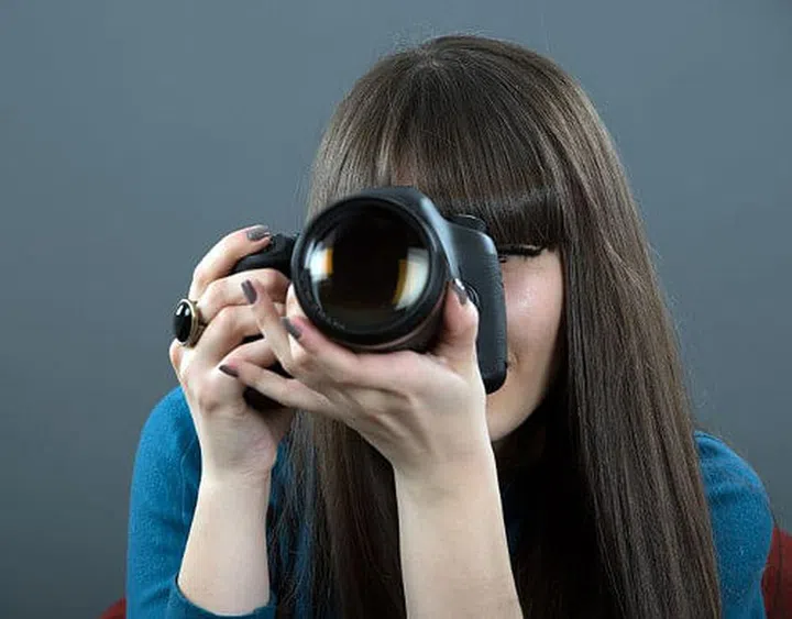 How To Clean Electronics & Tech Gadgets: AirPods, MacBook Screen, Keyboards & more